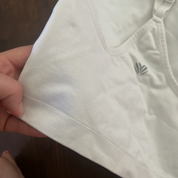 High neck Workout tanks - Picture 4 of 6